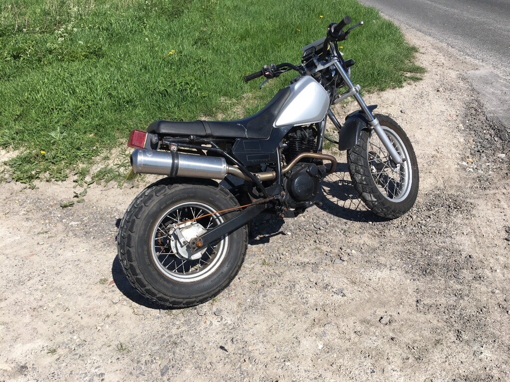 yamaha tw 125 scrambler